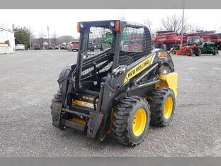2015 New Holland L218