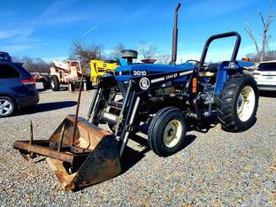 New Holland 3010