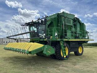 2019 John Deere CS690