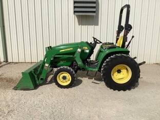 2017 John Deere 3025E