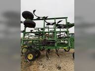 2016 John Deere 2410