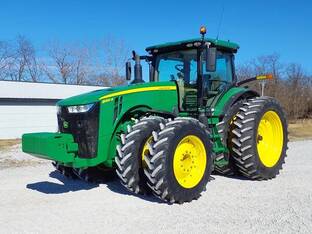 2019 John Deere 8320R