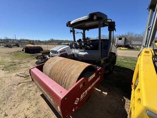 2024 Dynapac CA1500D