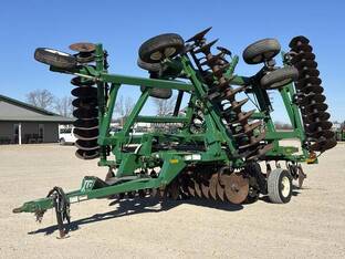 2010 Great Plains 3326DH