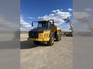 2019 John Deere 260E