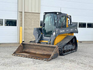 2023 John Deere 325G