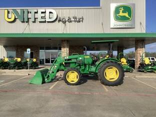 2017 John Deere 5075E