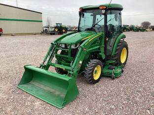 2023 John Deere 3046R