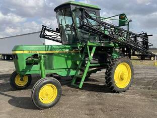John Deere 6600