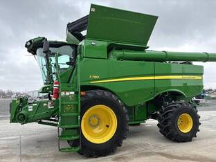 2023 John Deere S780