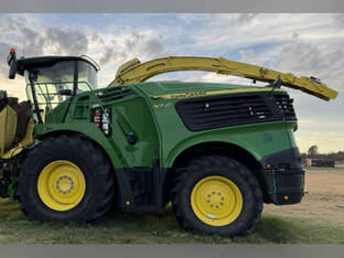 2021 John Deere 9700