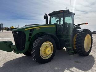 2006 John Deere 8230