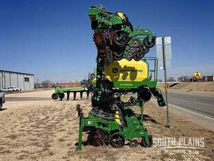 2024 John Deere DR16