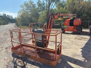 2005 JLG 860SJ