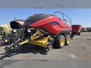 2022 New Holland BIG BALER 340 RC HD