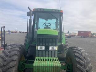 1995 John Deere 7400