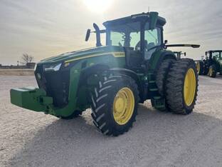 2024 John Deere 8R 250