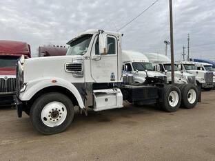 2015 Freightliner CORONADO 122 SD