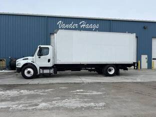2013 Freightliner BUSINESS CLASS M2 106
