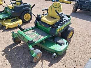 2023 John Deere Z330R