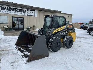 2021 New Holland L320