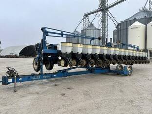 Kinze 2600