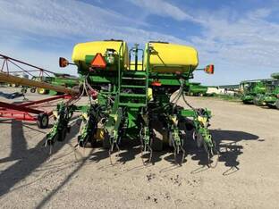 2014 John Deere DB80