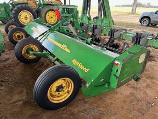 2020 John Deere 520