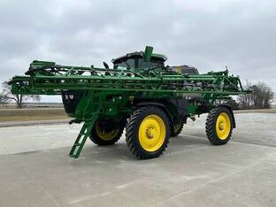 2022 John Deere 412R