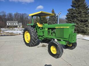 1969 John Deere 4520