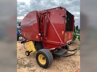 2023 New Holland ROLL-BELT 450 UTILITY