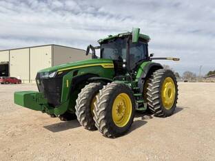 2022 John Deere 8R 370