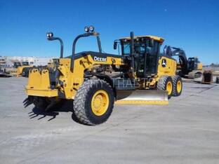 2022 John Deere 772G