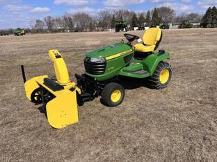 2017 John Deere X730