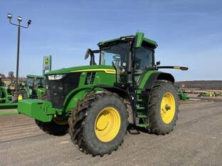 2025 John Deere 7R 310