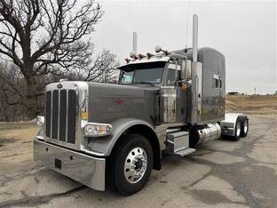 2021 Peterbilt 389