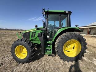 2022 John Deere 6110M