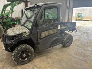 2020 John Deere GATOR XUV 835R
