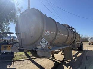 2012 DRAGON PRODUCTS 8400 GALLON VAC TANK