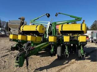 John Deere 1760
