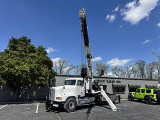 2002 Freightliner FLD12064T