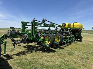 2025 John Deere 1775NT