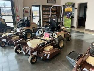 2026 Grasshopper 727T