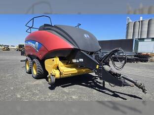 2021 New Holland BIG BALER 340