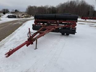 1999 Farm Hand-AGCO WP42