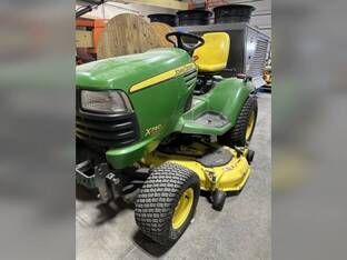2011 John Deere X740