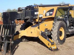 2018 Caterpillar TL1055D