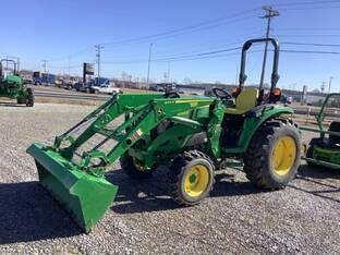 2022 John Deere 4044R