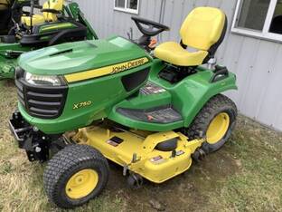 2015 John Deere X750