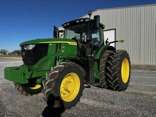 2023 John Deere 6R 250